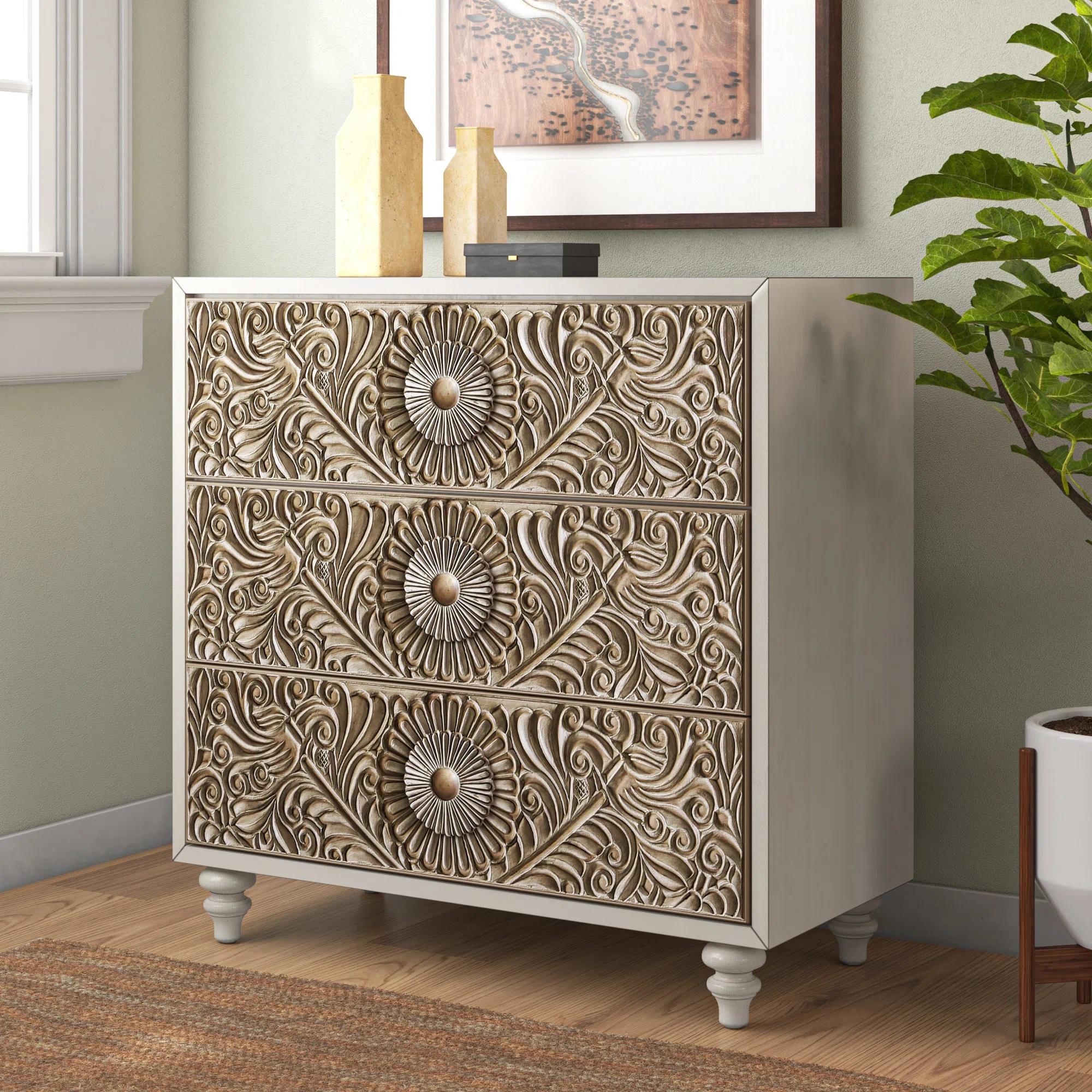 

    
Transitional Antique White & Beige Solid Wood Small Chest Furniture of America FOA7882CS Jakarta
