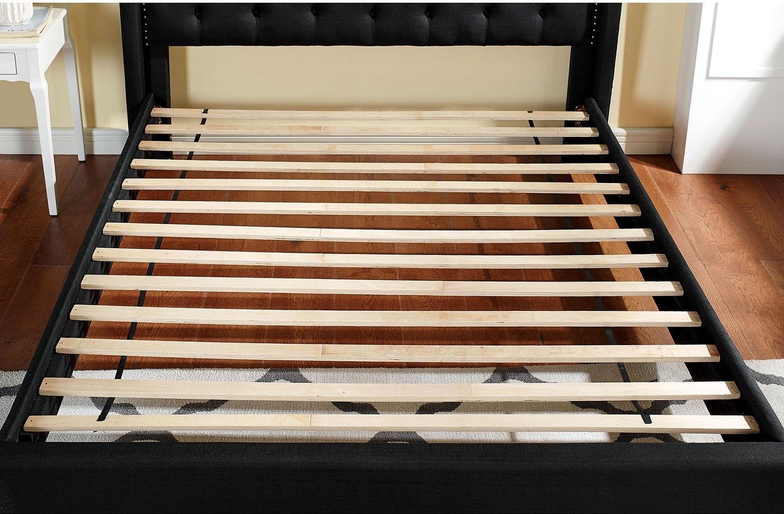 

    
Transitional Black Solid Wood King Bed Furniture of America CM7160BK Carly
