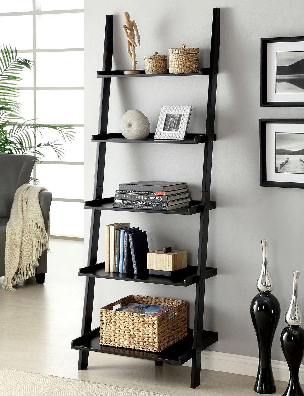 

    
Transitional Black Solid Wood Ladder Shelf Furniture of America CM-AC6213BK Sion
