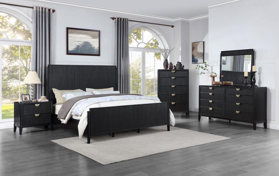 

    
Transitional Black Wood King Panel Bedroom Set 5PCS Coaster Brookmead 224711KE
