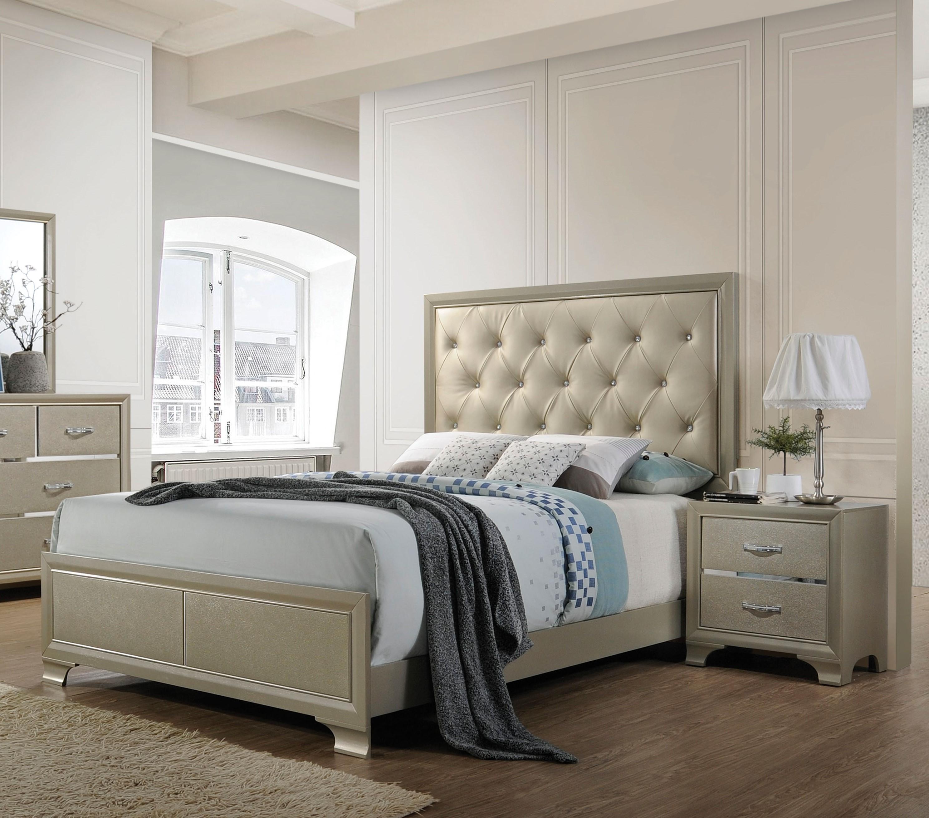 

    
Acme Furniture Carine-26240Q Panel Bedroom Set Champagne 26240Q-Set-5
