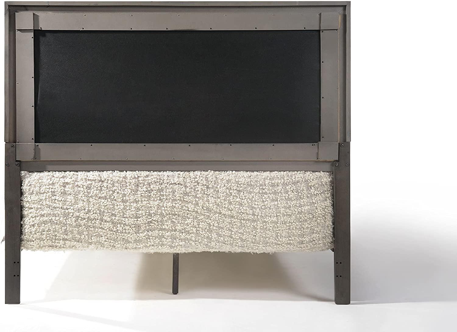 

    
Acme Furniture Carine II-26257EK Panel Bed Charcoal/Gray 26257EK
