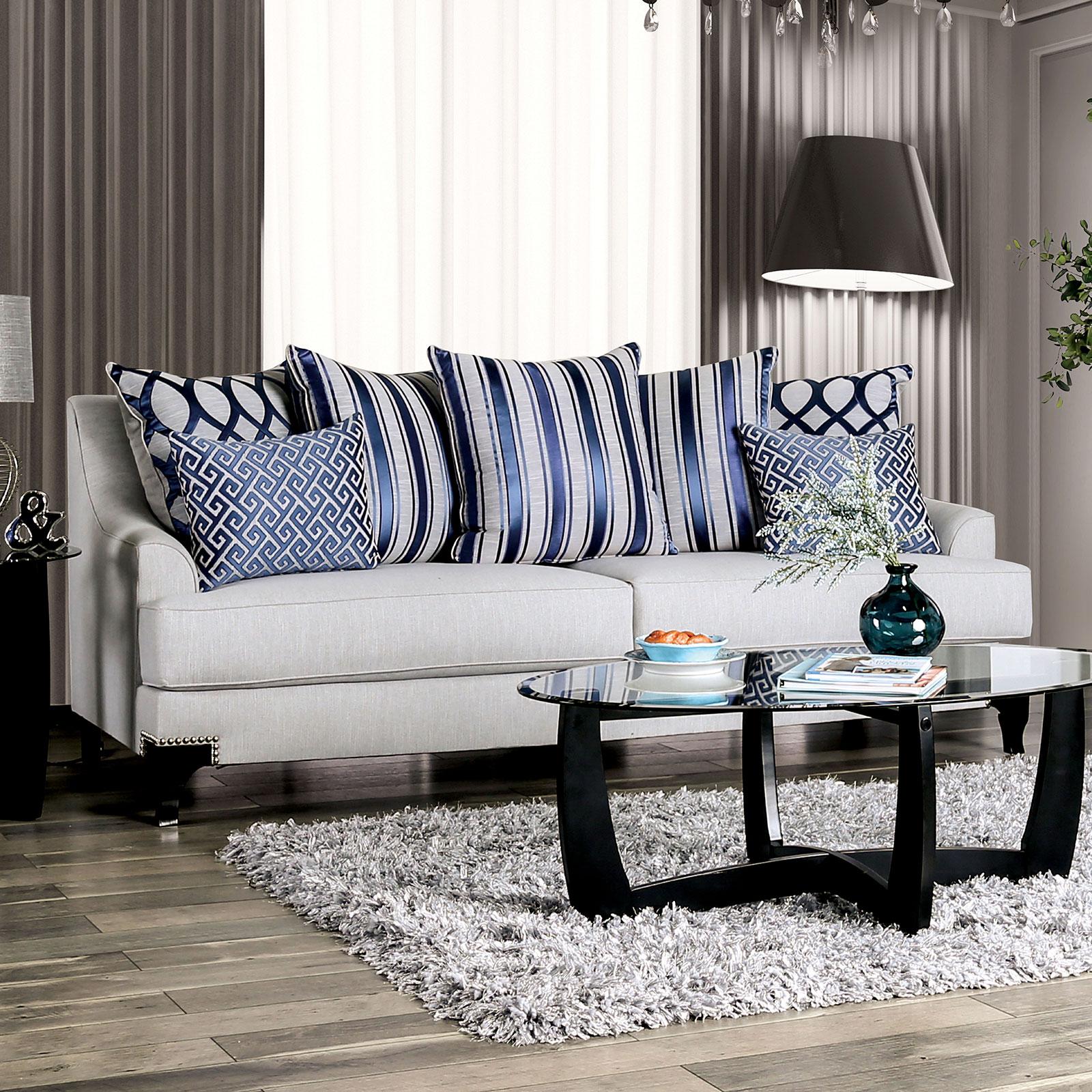 

    
Light Gray Chenille Sofa SISSETON SM2207-SF Furniture of America Transitional
