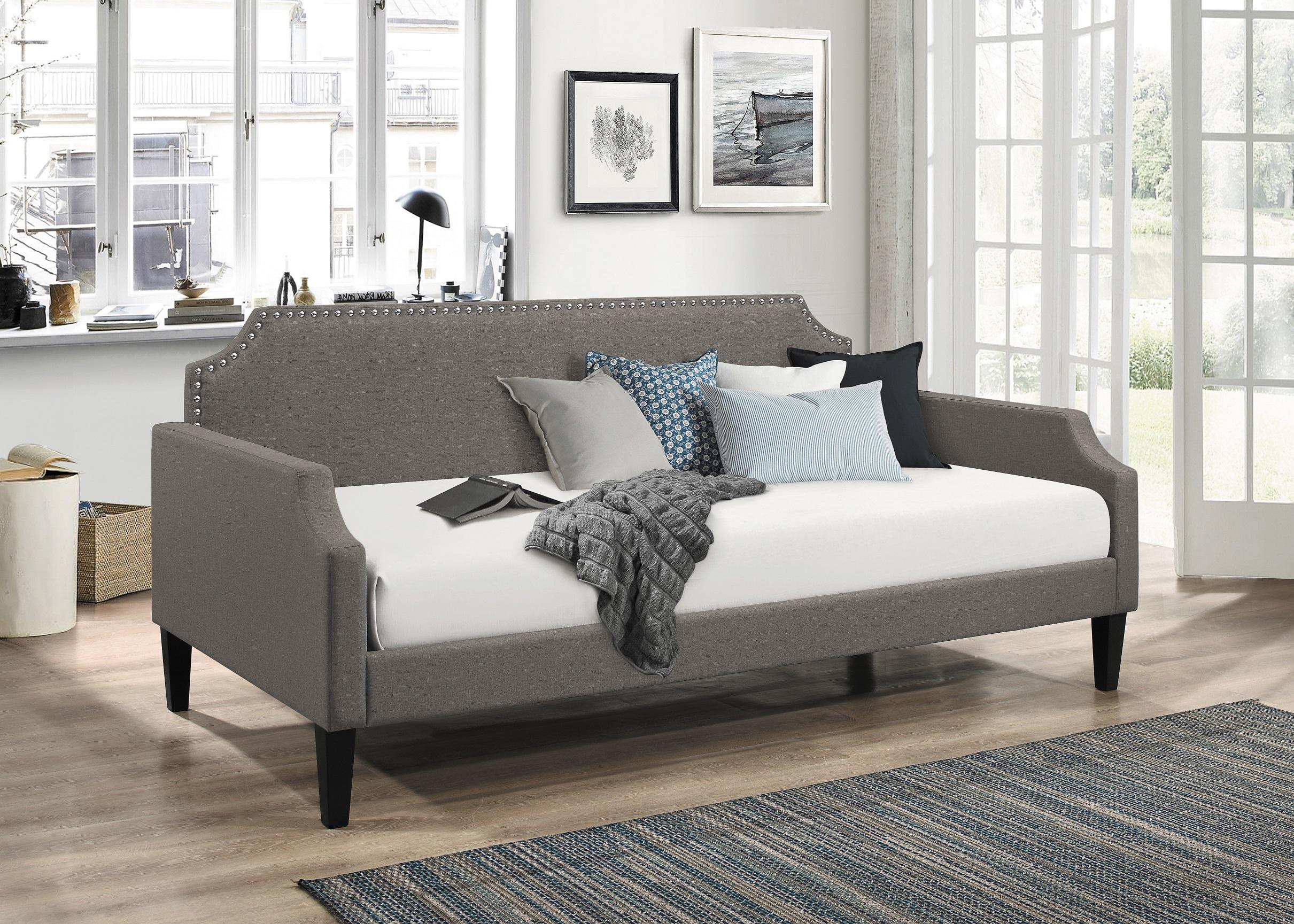 

    
300636 Transitional Gray Woven Fabric & Poplar Twin Daybed Coaster 300636
