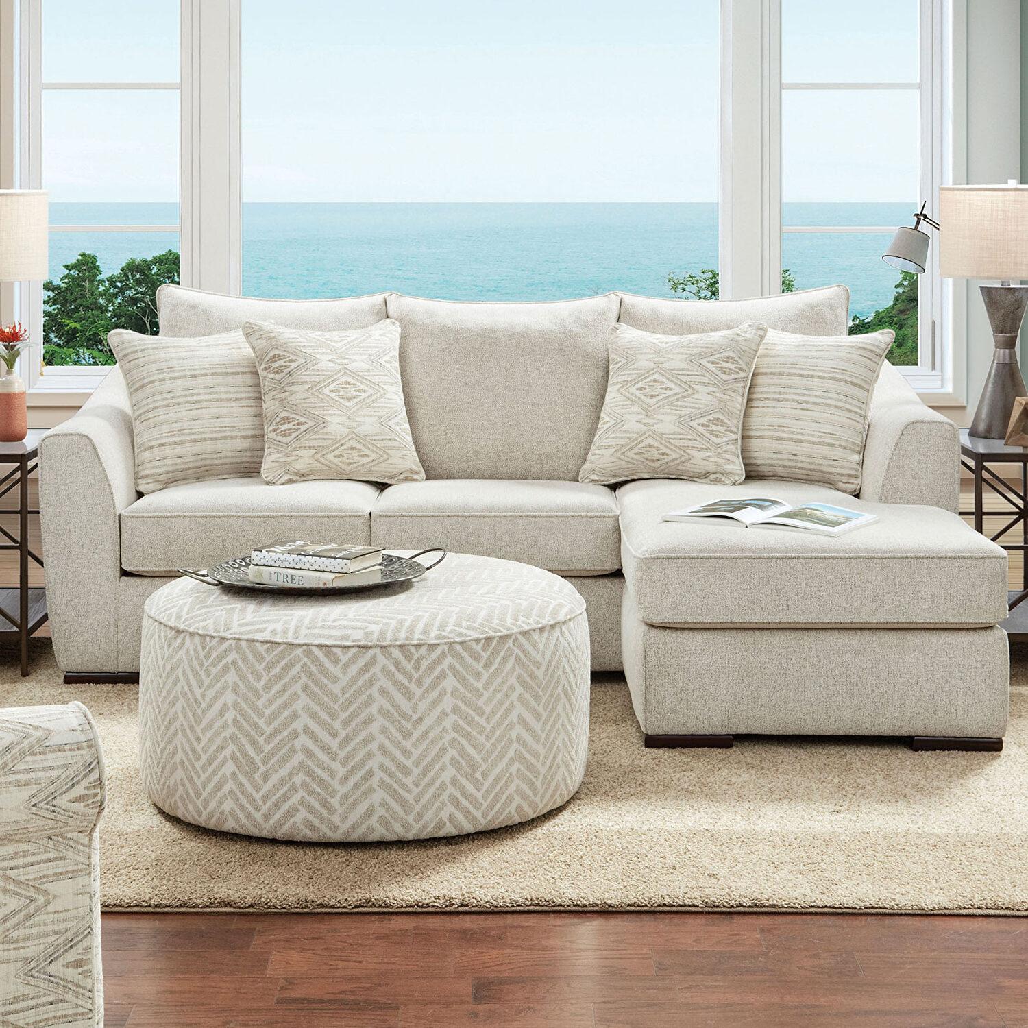 Transitional Sectional Sofa SM8192 Saltney SM8192 in Ivory Chenille