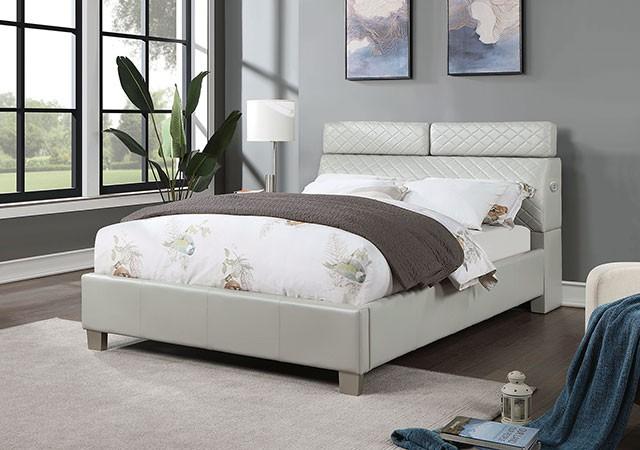 

    
Transitional Light Gray Solid Wood King Platform Bed Furniture of America Muttenz CM7469LG-EK
