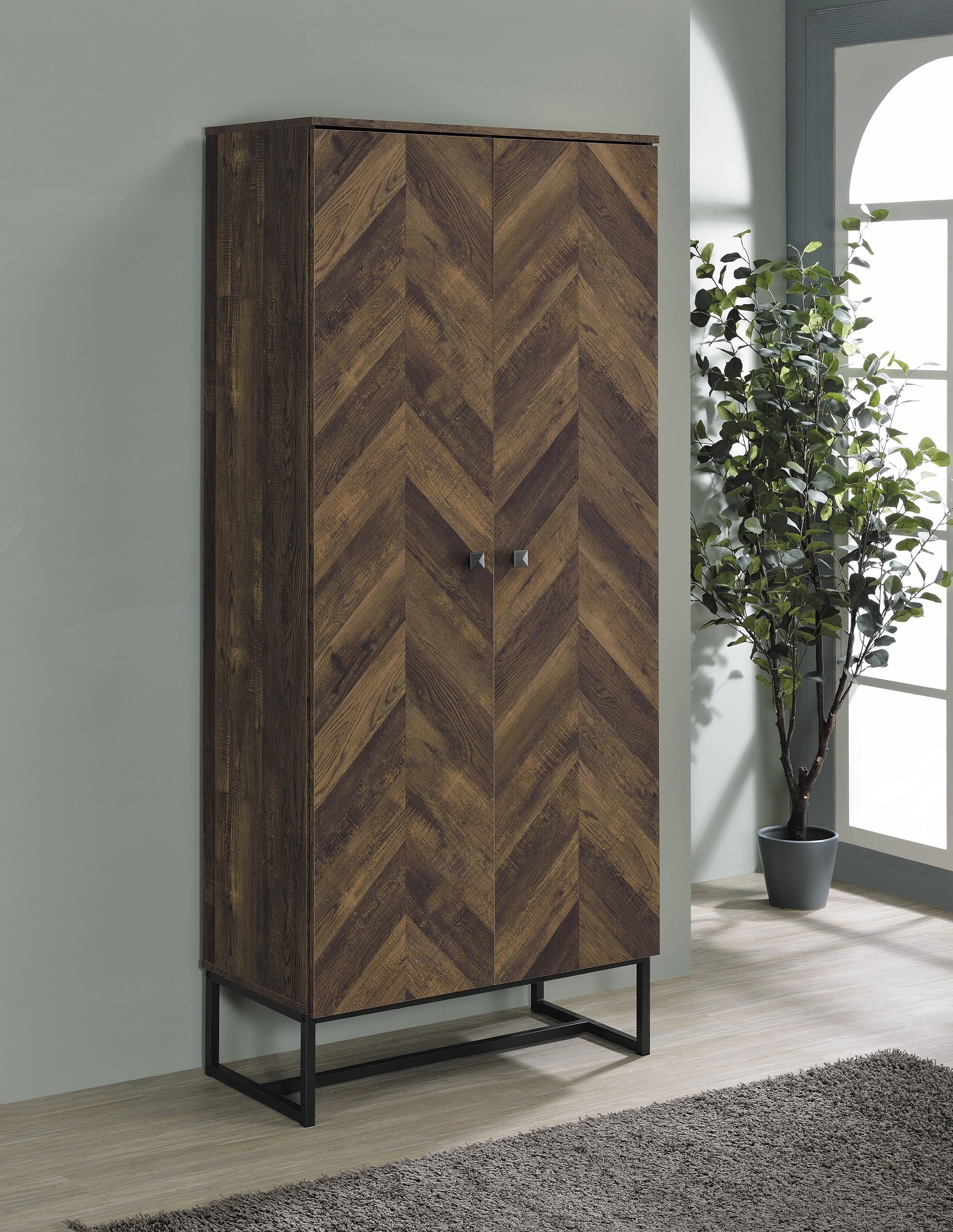 

    
959640 Accent Cabinet
