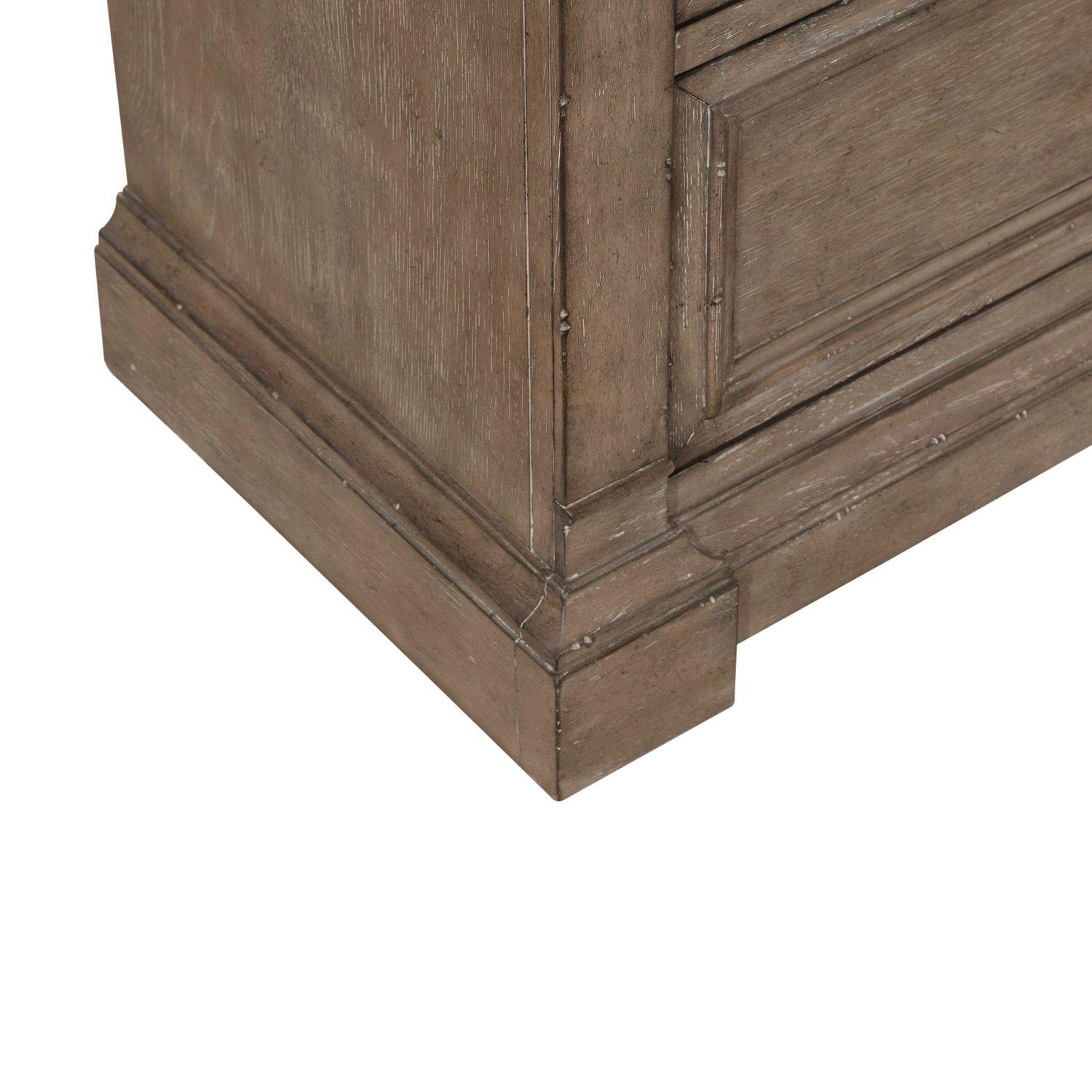 

    
711-BR41 Transitional Taupe 5 Drawer Chest Town & Country (711-BR) Liberty Furniture
