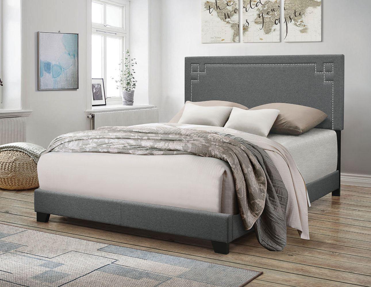 

    
Transitional Gray Fabric Queen Bed by Acme Ishiko II 20910Q

