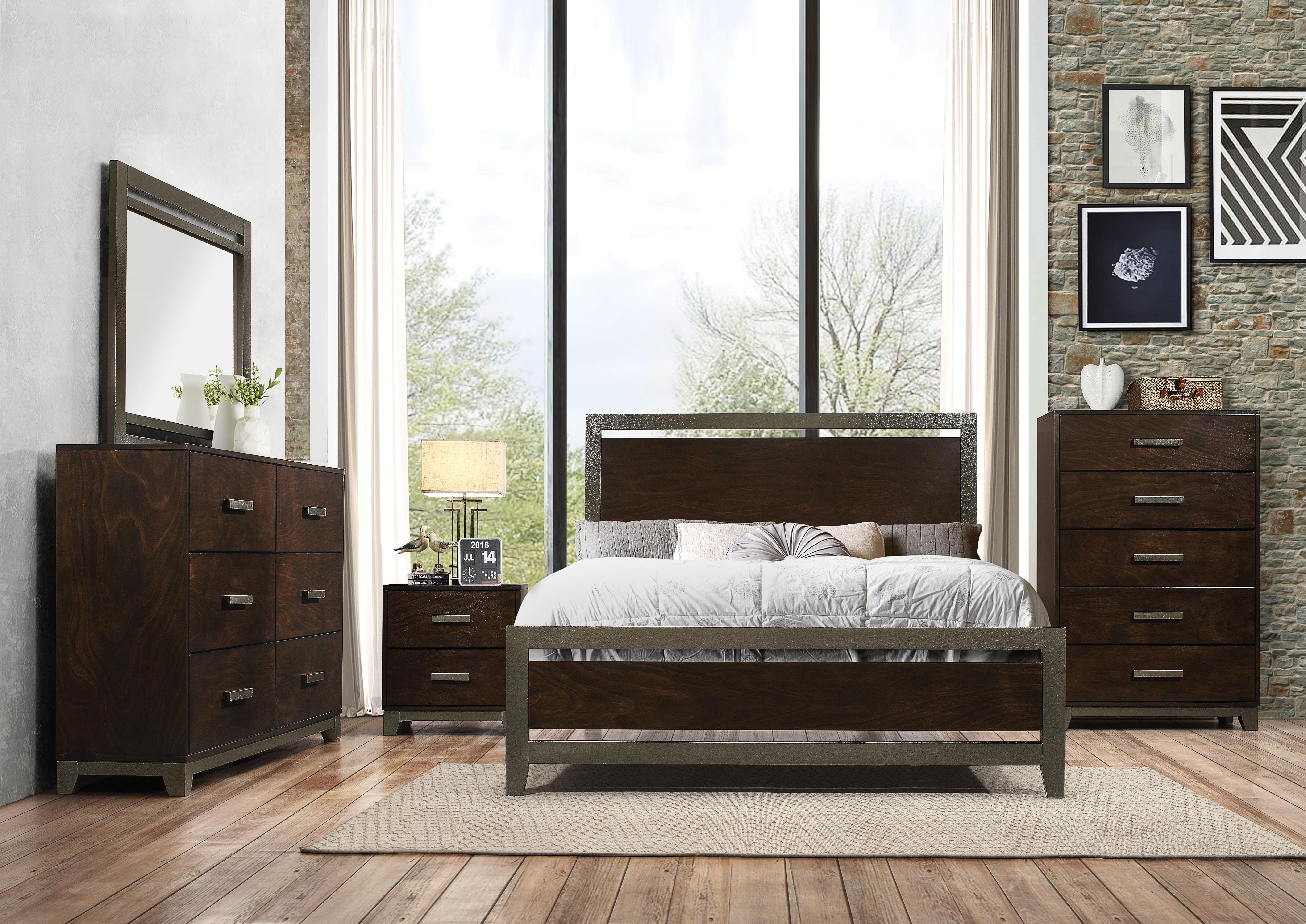 Transitional Panel Bedroom Set Charleen-26680Q 26680Q-Set-5 in Walnut Lacquer