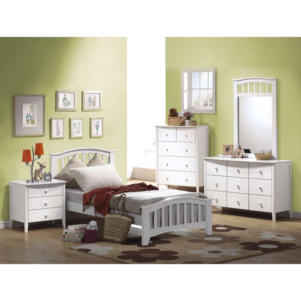 

    
Transitional White Bed + 2 Nightstands by Acme San Marino 09150T-3pcs
