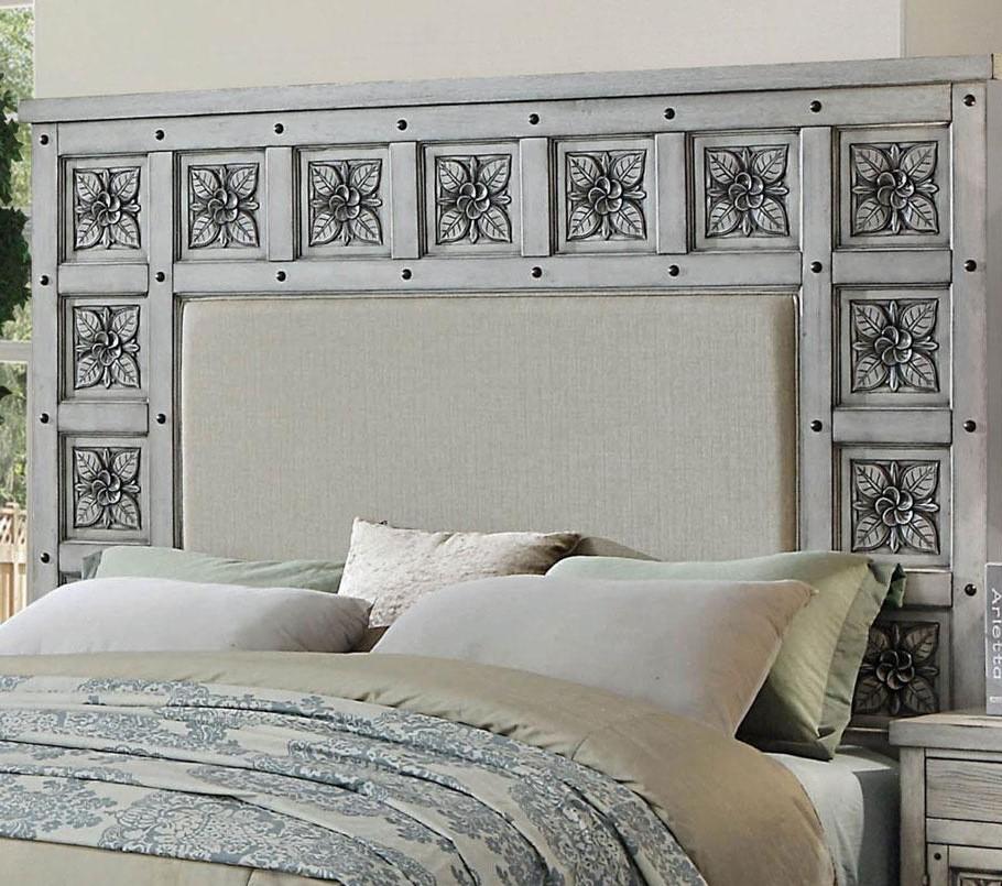 

    
Transitional Cal.King Platform Bed in Antique Light Gray Pantaleon by Furniture of America

