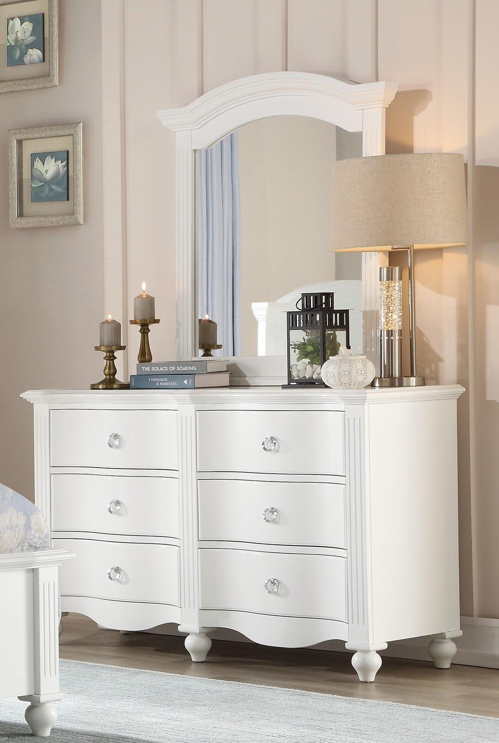 Transitional Dresser w/Mirror 2058WH-5-2PC Meghan 2058WH-5-2PC in White 