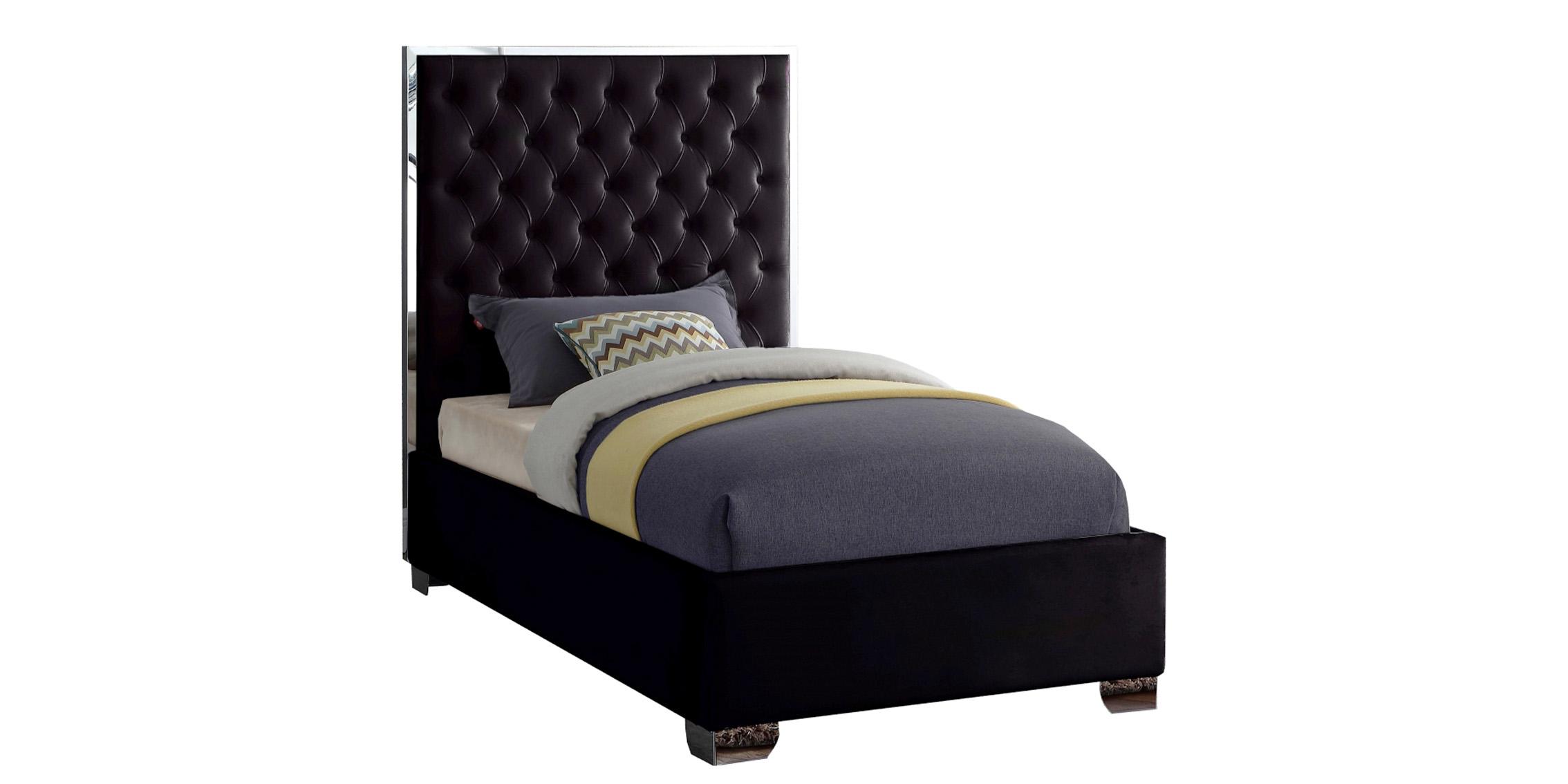 

    
Meridian Furniture LexiBlack-T Platform Bed Black LexiBlack-T
