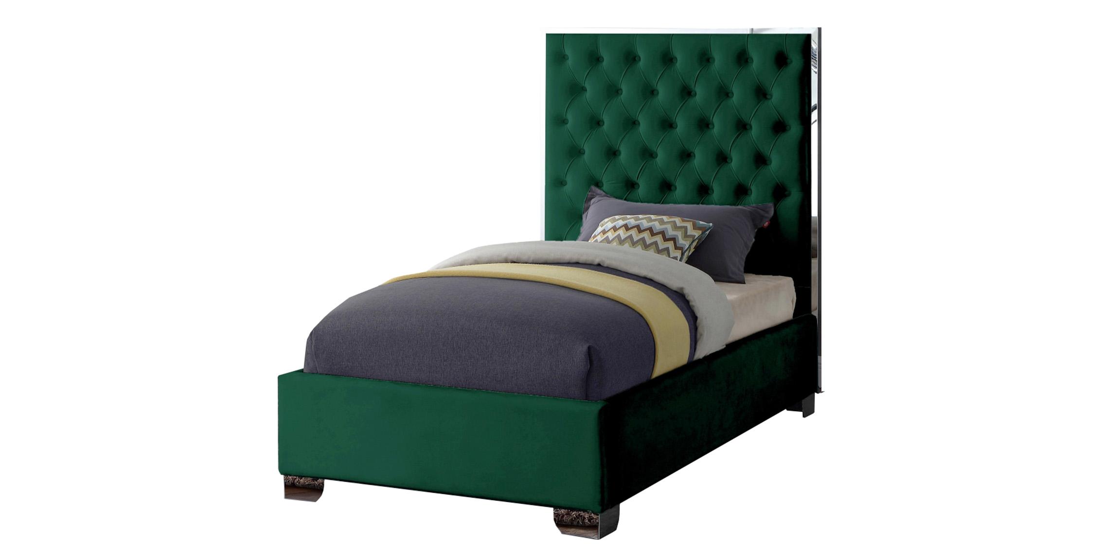 

    
Meridian Furniture LexiGreen-T Platform Bed Green LexiGreen-T
