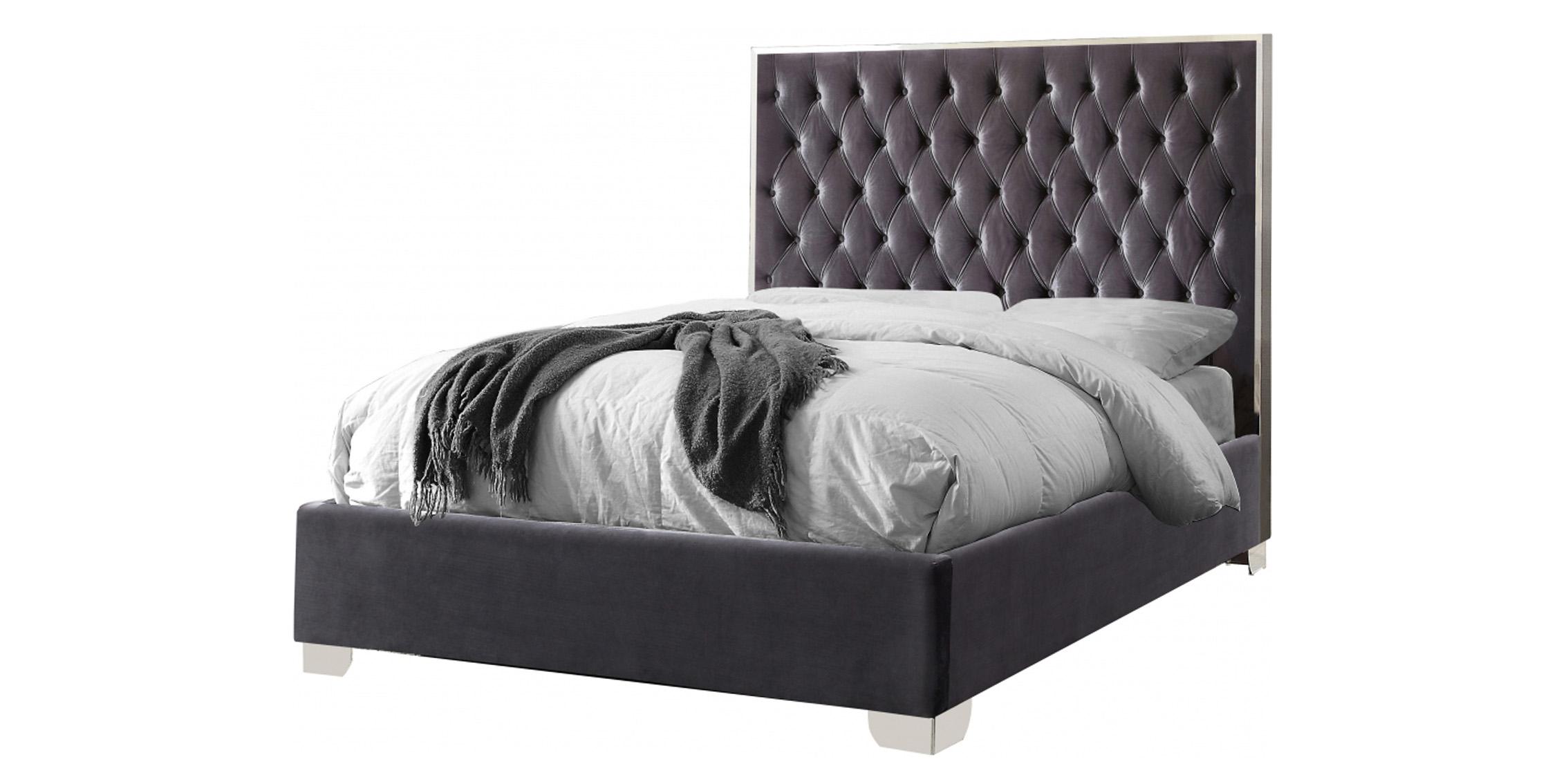 Meridian Furniture LexiGrey-F Platform Bed
