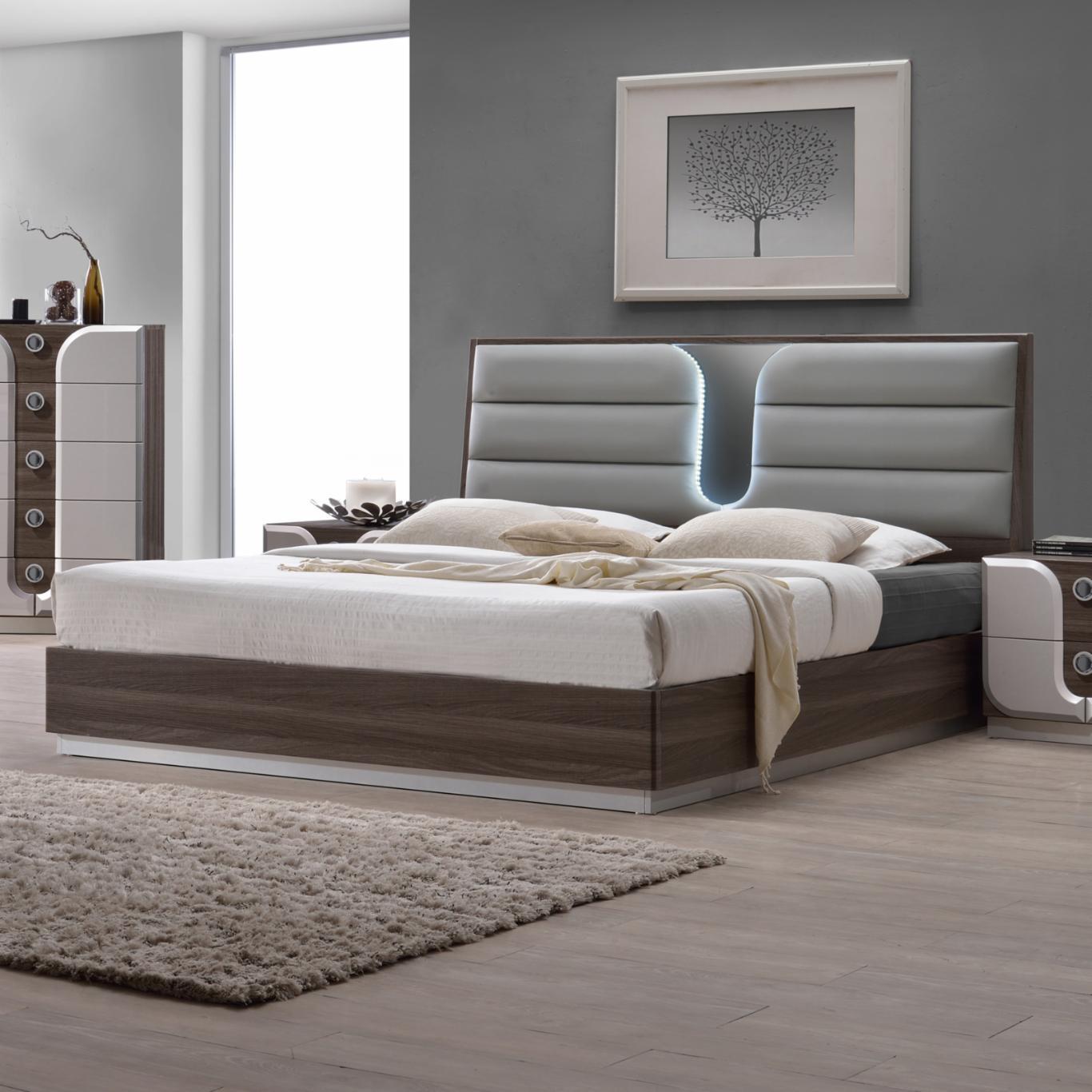 

    
Two-tone Finish Platform Queen Size Bed London by Chintaly Imports
