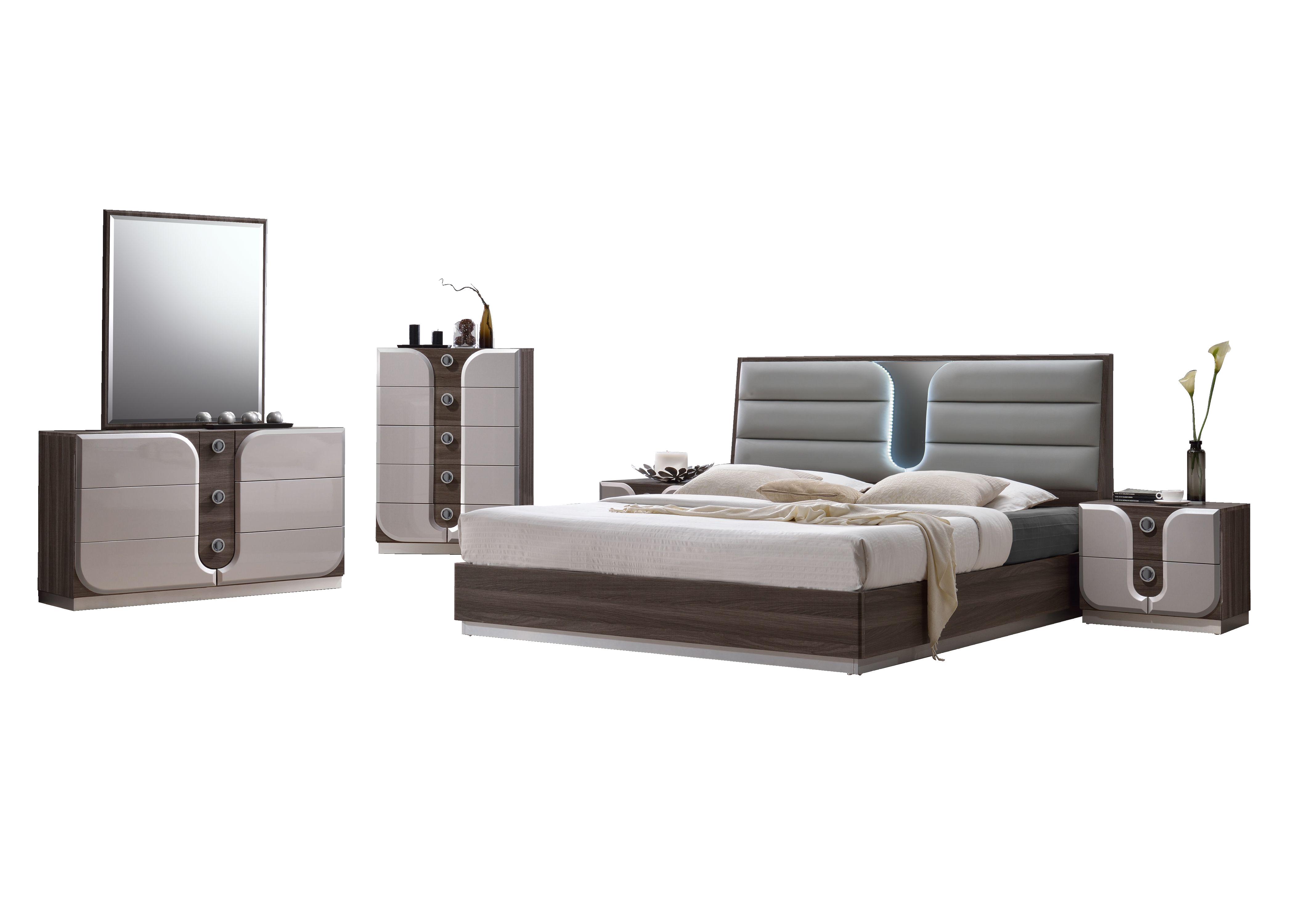 

    
Two-tone Finish Platform Queen Size Bedroom Set 6Pcs London by Chintaly Imports
