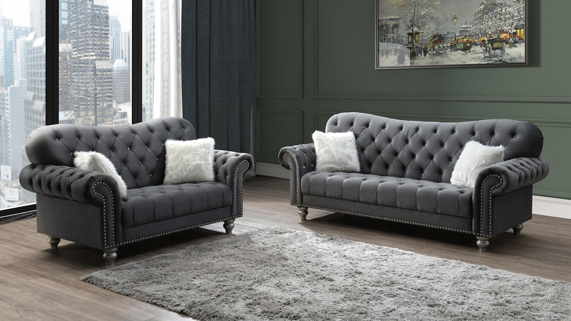 

    
U4422-GREY VELVET-S/LS/CH Global Furniture USA Sofa Loveseat and Chair Set
