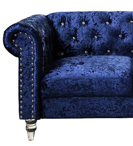 

    
Global Furniture USA U9550 Loveseat Blue U9550-BLUE VELVET- L

