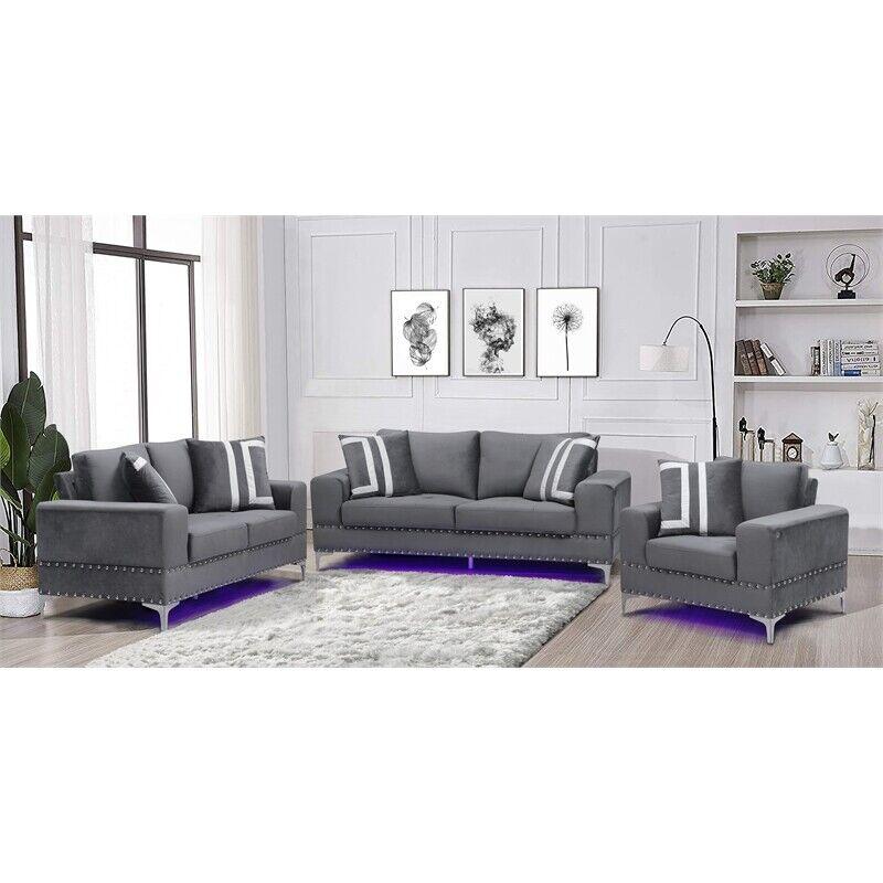 

    
 Shop  U98 Glam Design Gray Velvet Sofa Set 3Pcs w/ LED Global USA
