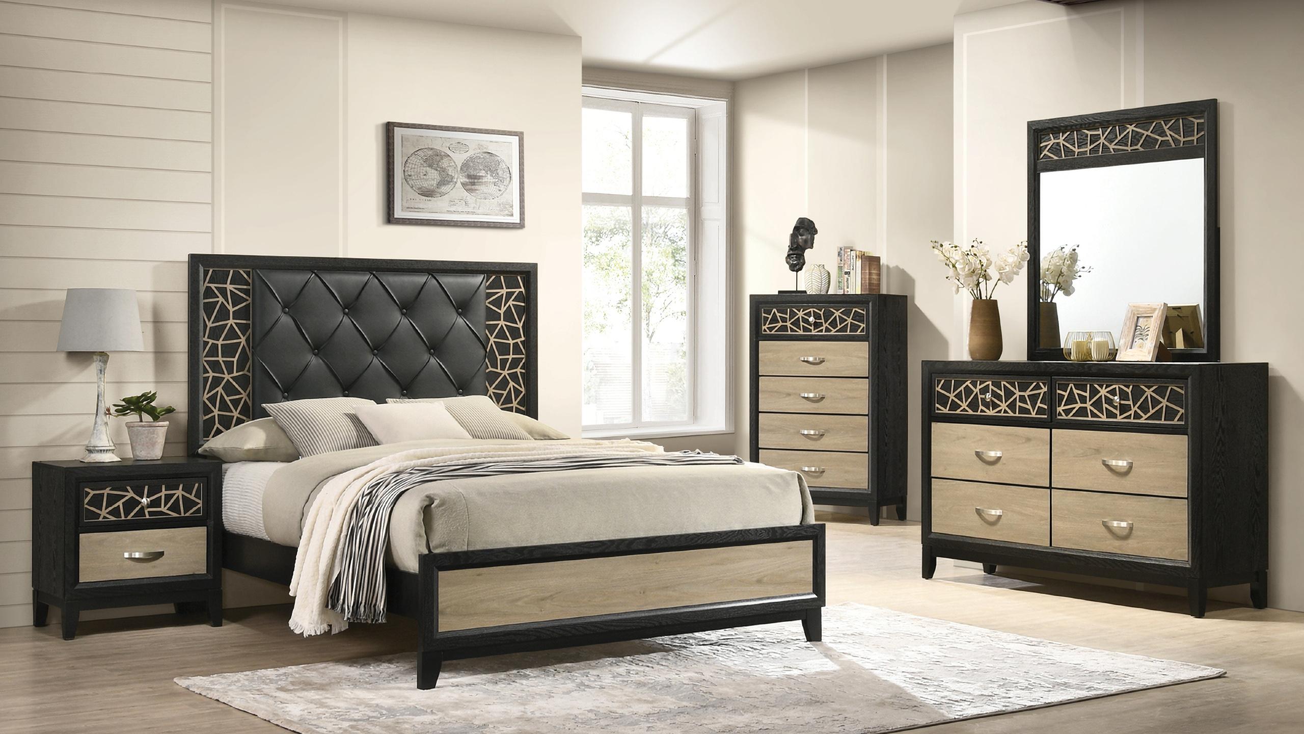

    
Upholstered King Bed Set 5Pcs with Wooden Pattern In Black Selena Galaxy Home Contemporary
