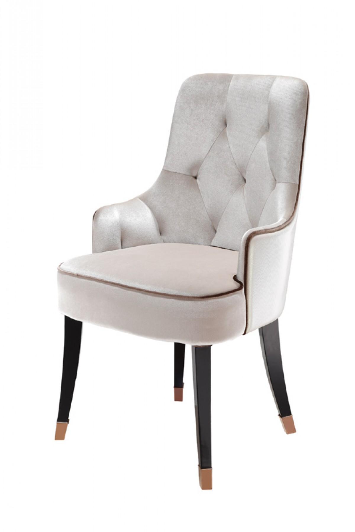 

    
Modern White Velvet  Fabric Dining Chairs Set by VIG A&X Larissa
