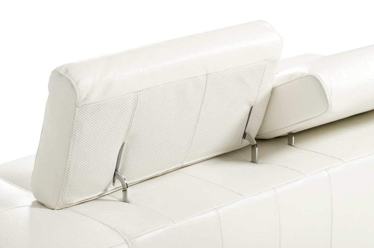 

    
VIG Furniture Divani Casa Chrysanthemum Sofa Set White VGKK1576-SET-WHT-Set-3
