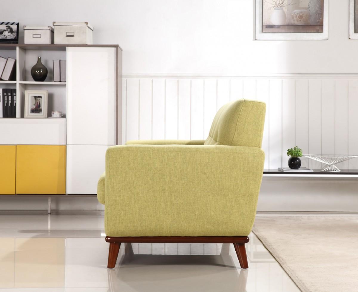 

    
VGYIT380-Set-3 VIG Furniture Sofa Loveseat and Chair Set
