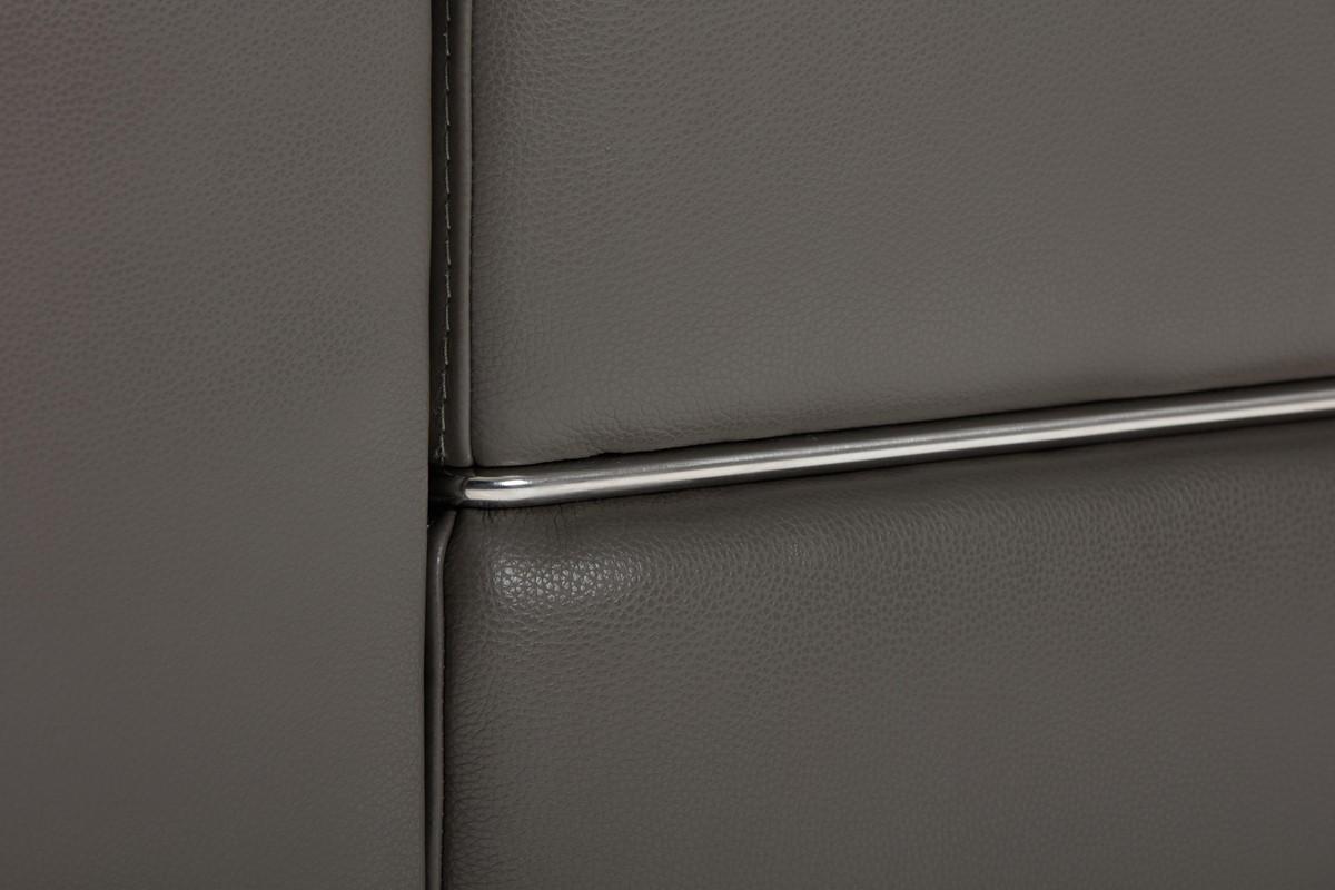 

    
VGKM-KM.127H-DKGRY Dark Grey Italian Leather Sectional W/ Recliner VIG Divani Casa Hilgard Modern
