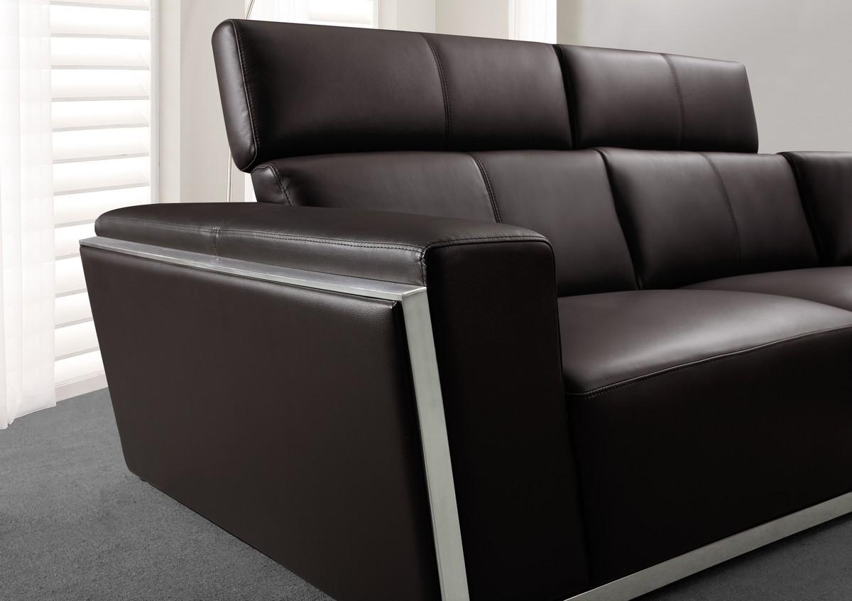 

    
VIG Furniture Divani Casa Tempo Sectional Sofa Brown VG2T0730-BRN
