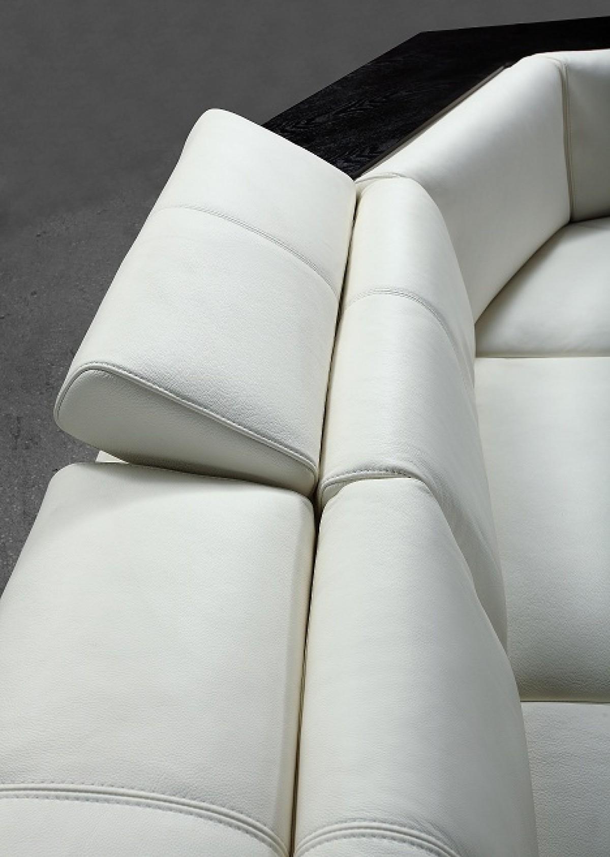 

    
VIG Furniture Divani Casa Tempo White Sectional Sofa White VG2T0730-WHT
