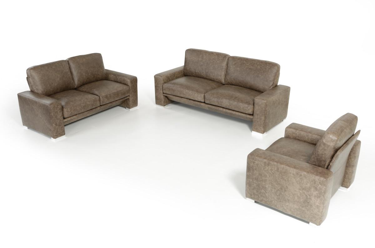 

    
VGNTJAVA-TPE VIG Furniture Sofa Set
