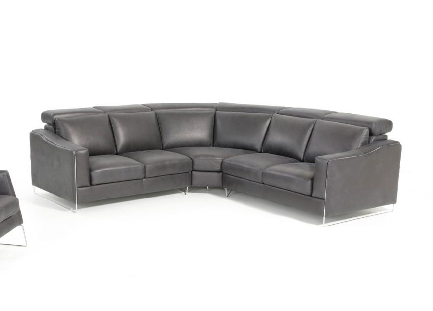 

    
VIG Furniture Estro Salotti Ethan Sectional Sofa Black VGNTETHAN-EMORY-BLK

