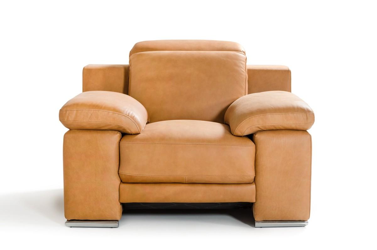

    
VGNTEVERGREEN-COG VIG Furniture Sofa Loveseat and Chair Set
