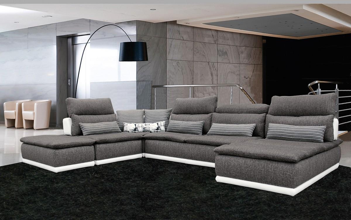 

    
 Shop  Grey Fabric & Italian White Leather 5Pcs Sectional Sofa VIG David Ferarri Panorama SPECIAL ORDER

