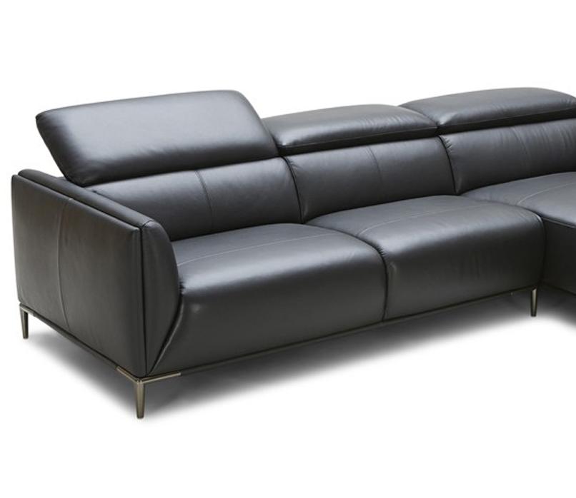 

    
VIG Furniture Divani Casa Belfast Sectional Sofa Black VGKK5167B-BLK-RHC
