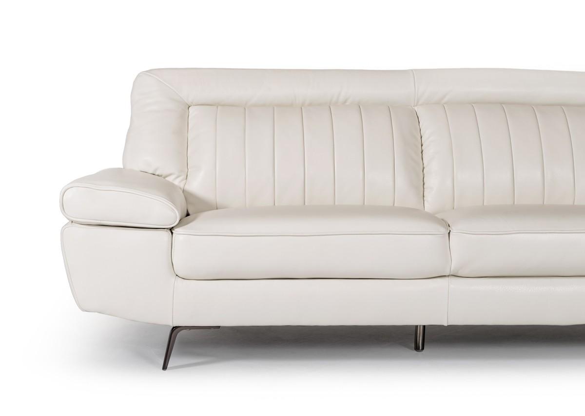 

        
VIG Furniture Divani Casa Galway Sectional Sofa White Leather 00840729139922
