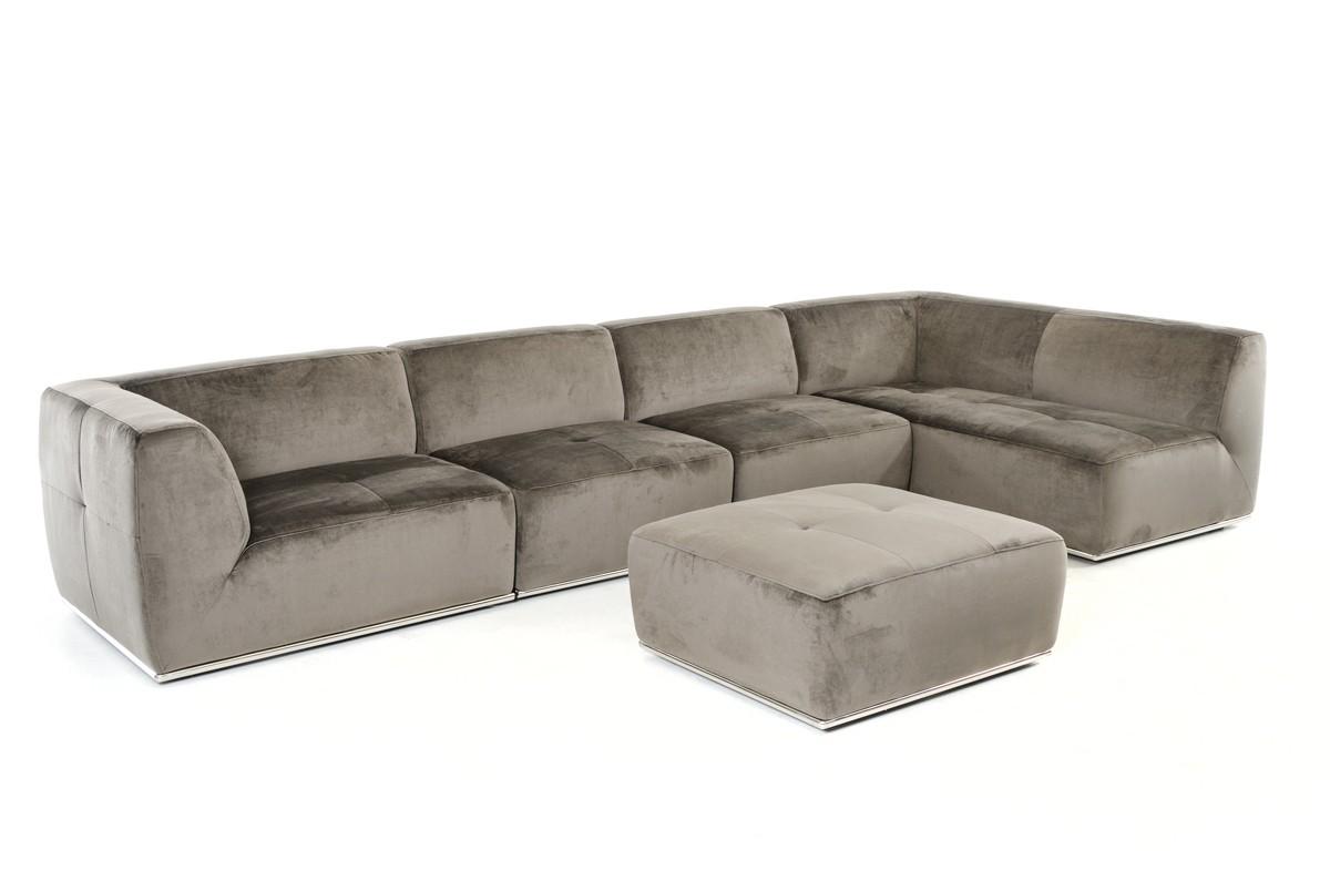 

    
Grey Fabric Sectional Sofa w/Ottoman RHC VIG Divani Casa Hawthorn
