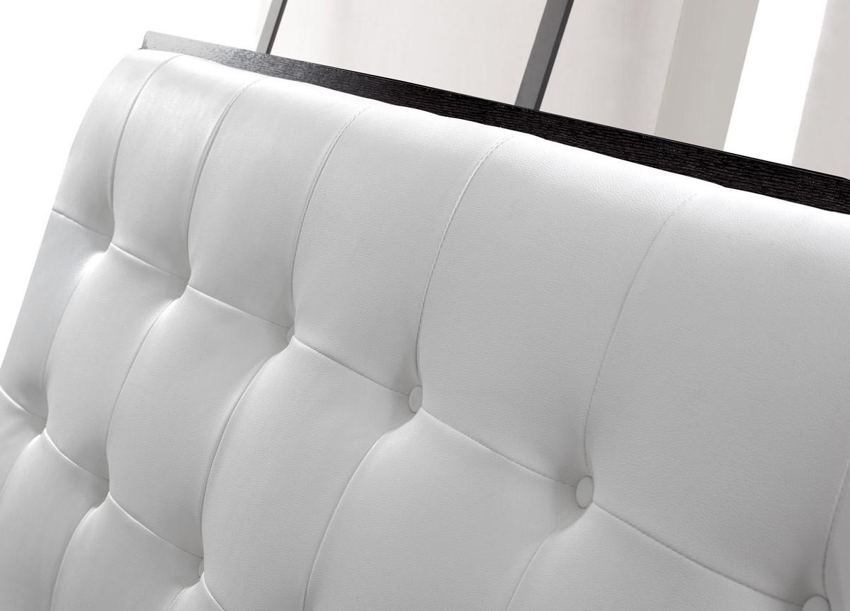 

        
VIG Furniture Modrest Beth Platform Bed White/Wenge Eco-Leather 00840729142892
