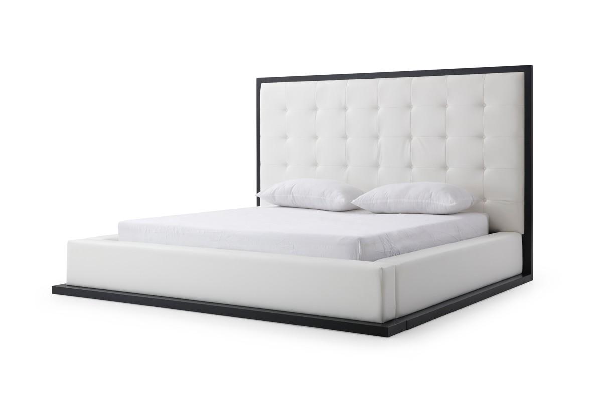 

    
VIG Modrest Beth Wenge Frame White Leatherette Queen Bed Modern
