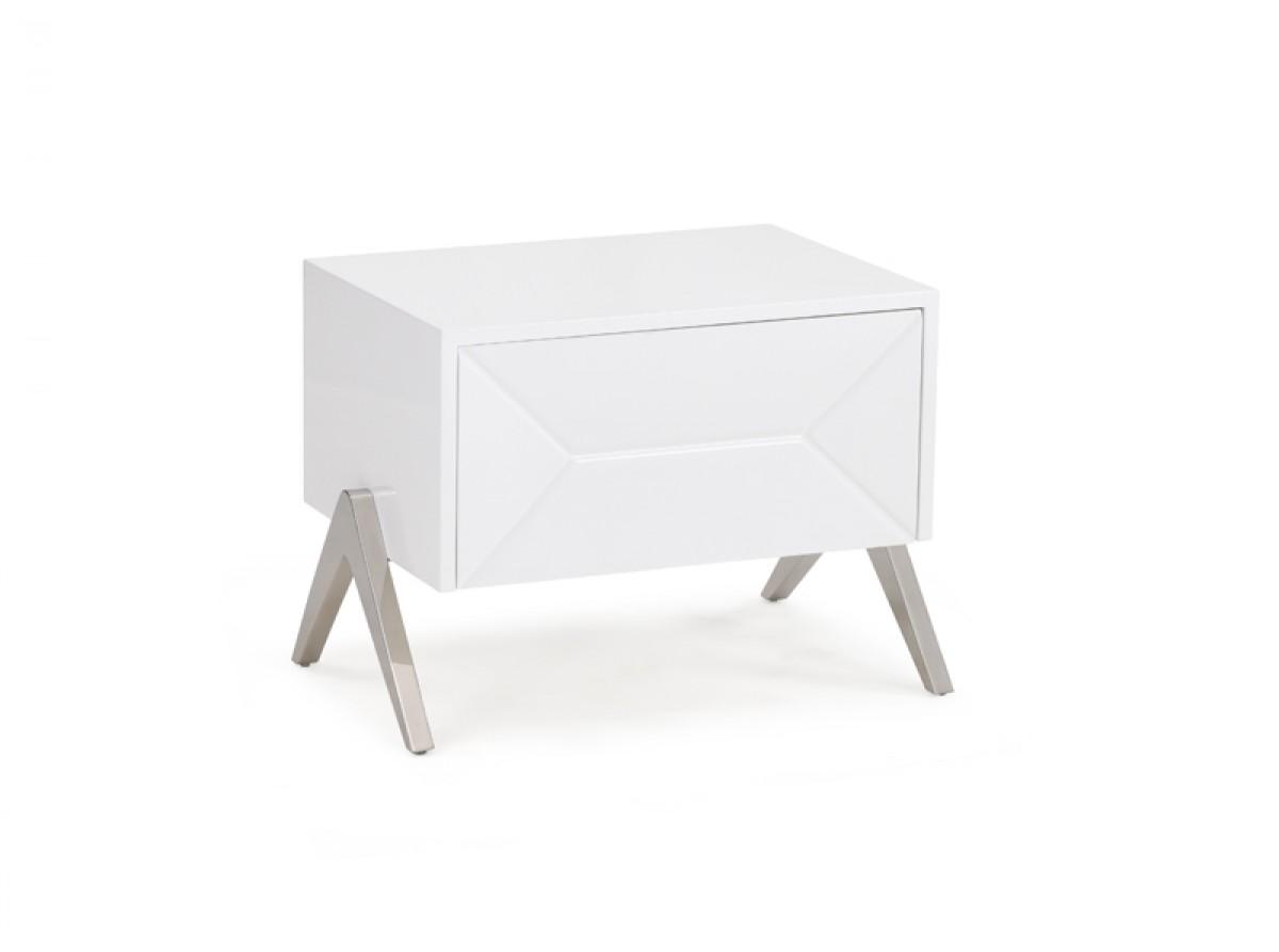 

    
VIG Furniture Modrest Candid Platform Bedroom Set White VGVCBD1109-EK-Set-2
