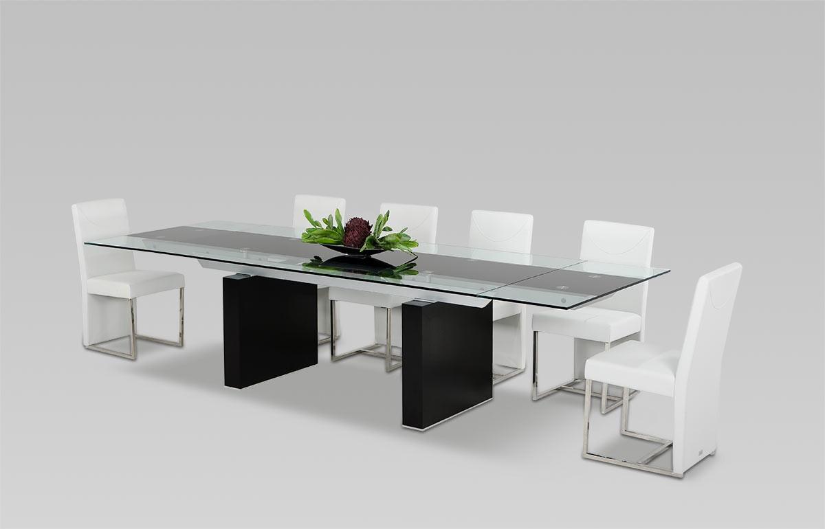 

    
VGGU-328L-B VIG Furniture Dining Table
