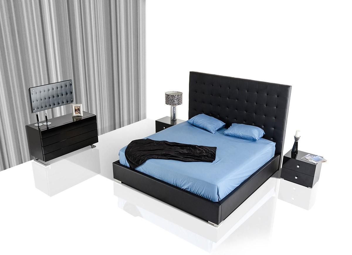 

    
Queen Bed in Black Leatherette Tufted Tall Headboard VIG Modrest Lyrica Modern
