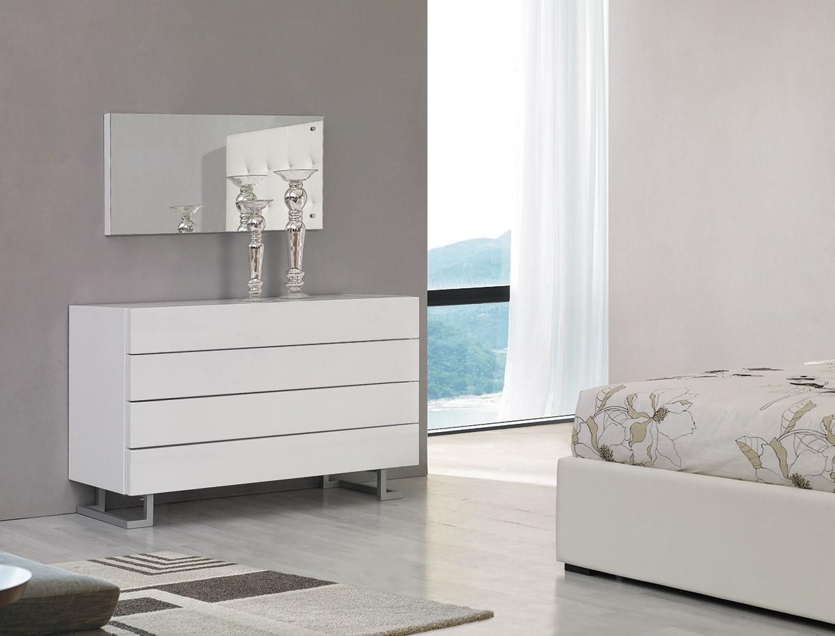 

    
VGJY4011-WHT-Q-Set-5 VIG Furniture Platform Bedroom Set
