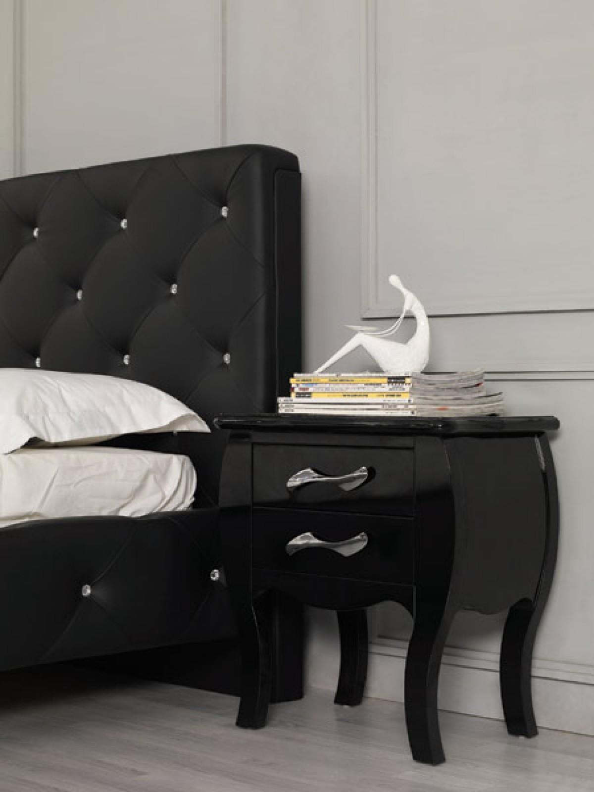 

    
 Shop  VIG Modrest Monte Carlo Black Leatherette Crystals Tufted Queen Bedroom Set 2Pcs
