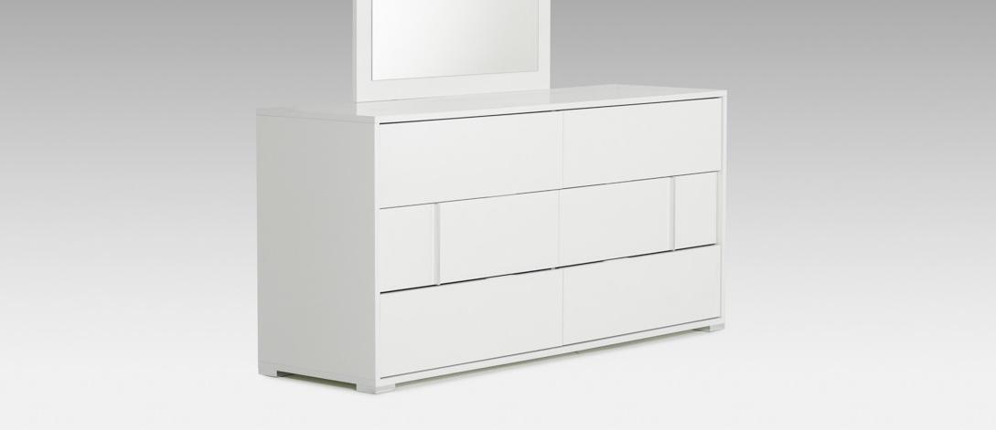 

    
VIG Furniture Modrest Nicla Double Dresser White VGACNICLA-DRS
