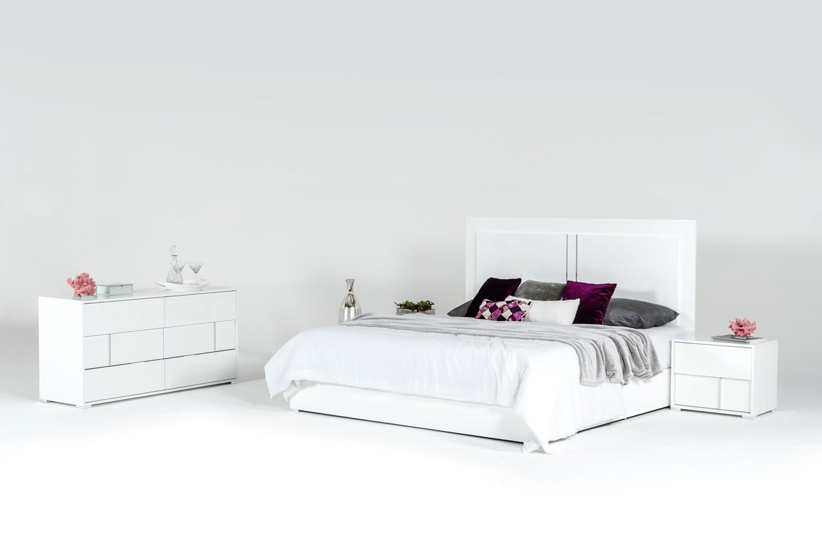 

    
Modrest Nicla Platform Bedroom Set
