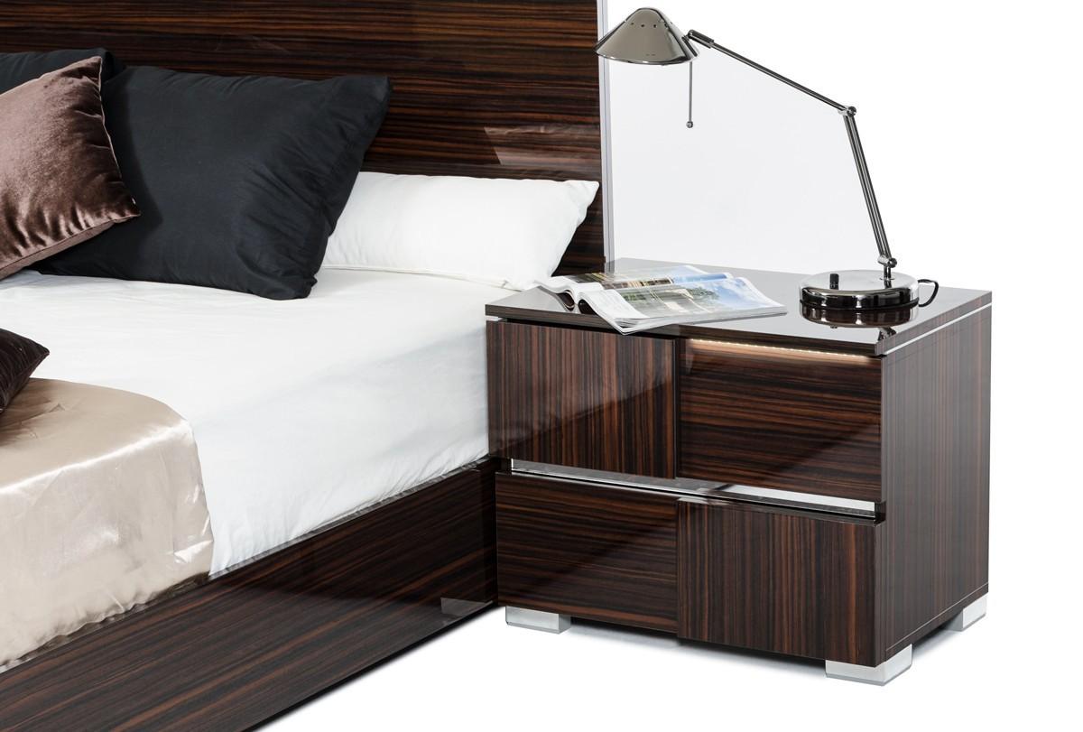 

    
VIG Furniture Modrest Picasso Platform Bedroom Set Ebony VGACPICASSO-SET-EBONY-CK-Set-5

