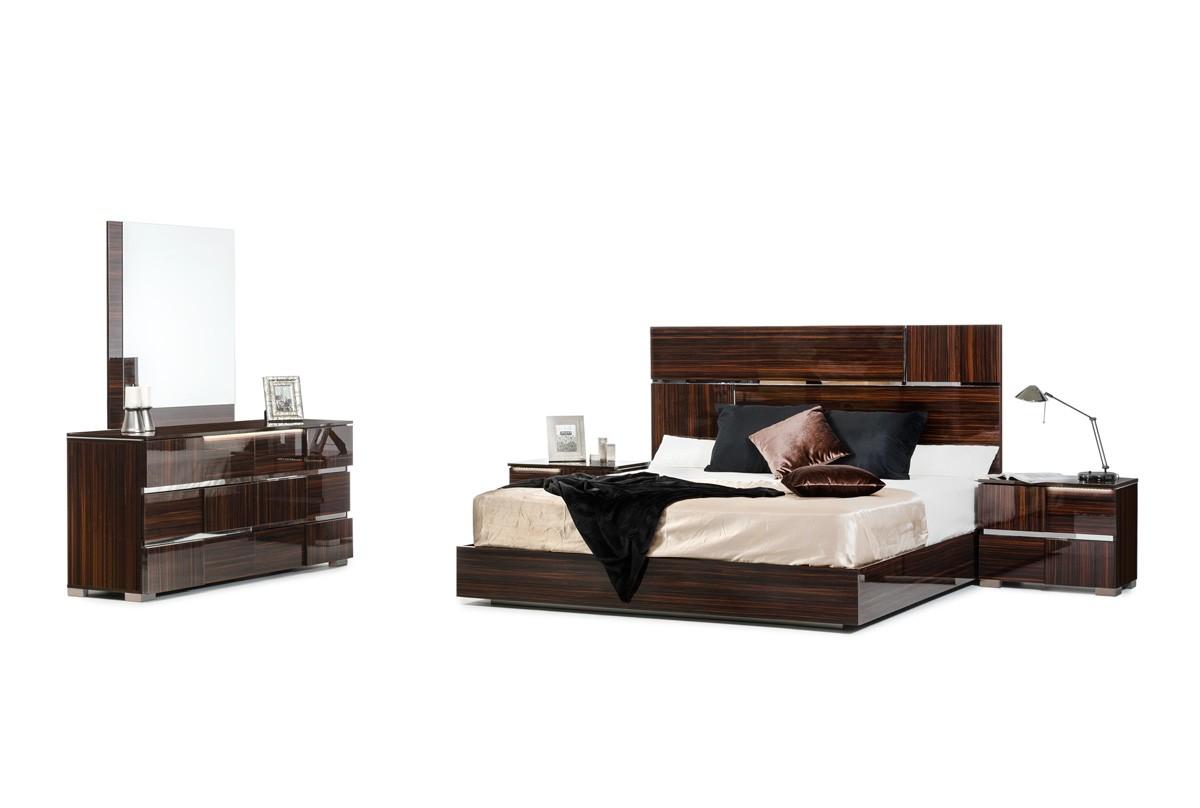 

    
VGACPICASSO-SET-EBONY-CK-Set-5 VIG Furniture Platform Bedroom Set
